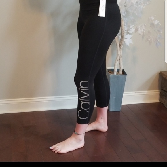 Calvin Klein Leggings.  Multiple sizes. - Picture 2 of 8
